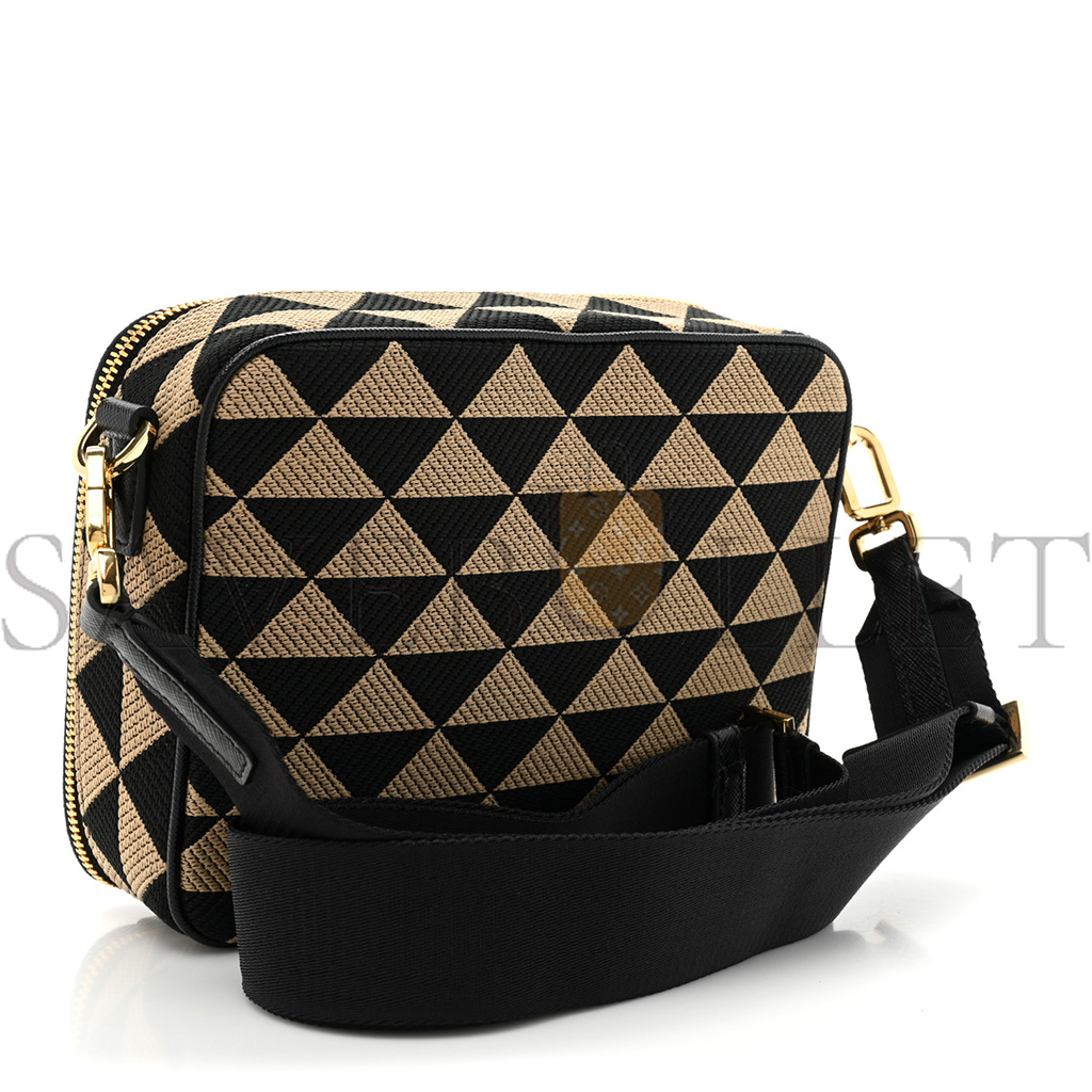 PRADA JACQUARD SAFFIANO TRIANGOLO SYMBOLE EMBROIDERED SMALL SHOULDER BAG BLACK CORDA (23*17*7cm)