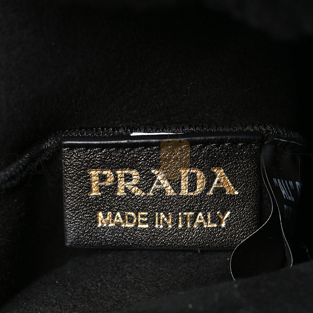 PRADA SHEARLING LOGO MINI TOTE BLACK WHITE (25*23*9cm)