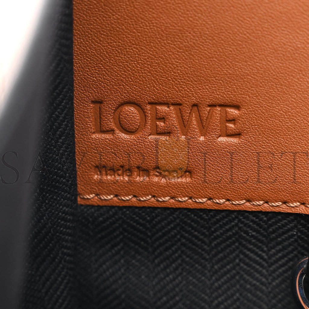 LOEWE CALFSKIN SMALL HAMMOCK SHOULDER BAG TAN (30*25*13.5cm)