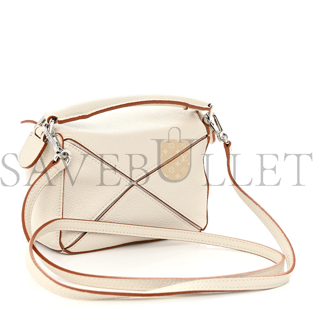 LOEWE CALFSKIN MINI PUZZLE BAG SOFT WHITE (18*12.5*8cm)